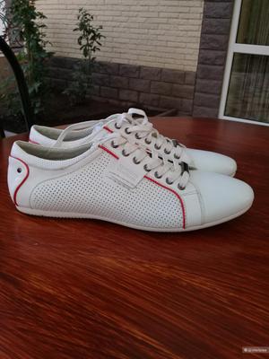 Кроссовки Guattro comforto размер 43