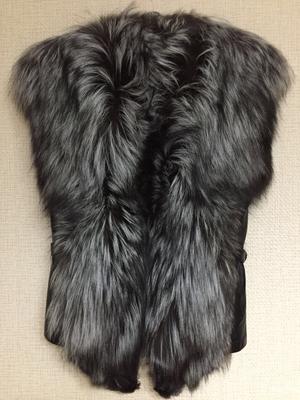Жилет из чернобурки, р-р, M