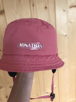 Шапка Jonathan 52