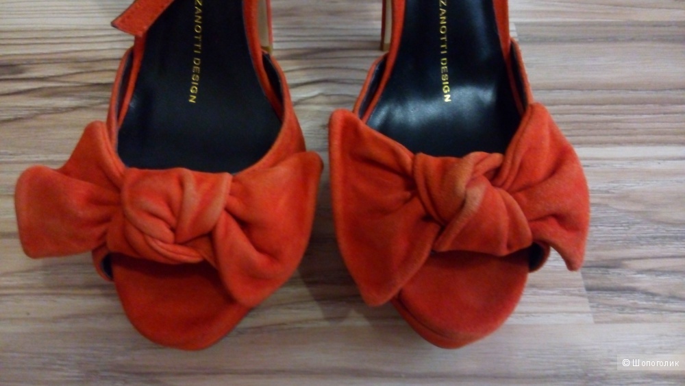 Босоножки Guiseppe Zanotti 40 размер