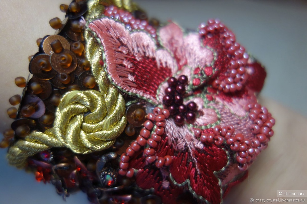 Браслет в стиле Бохо - " Розовые Ирисы", one size.