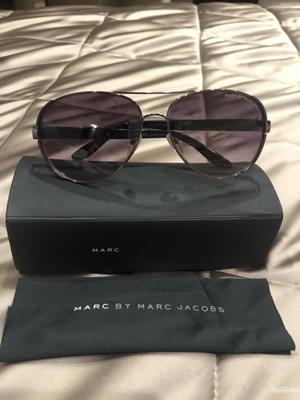 Солнцезащитные очки Marc Jacobs