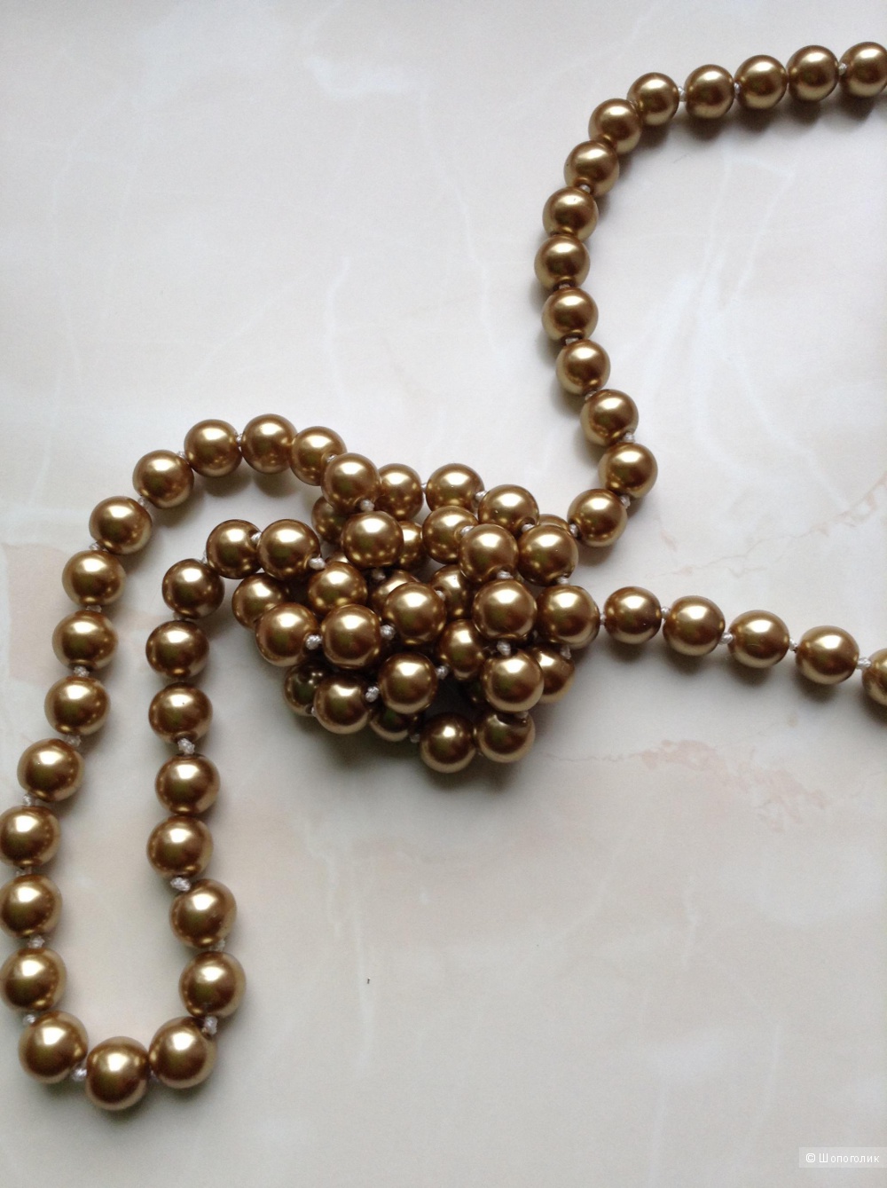 Комплект из бус и серег-пусет  из искусственного жемчуга