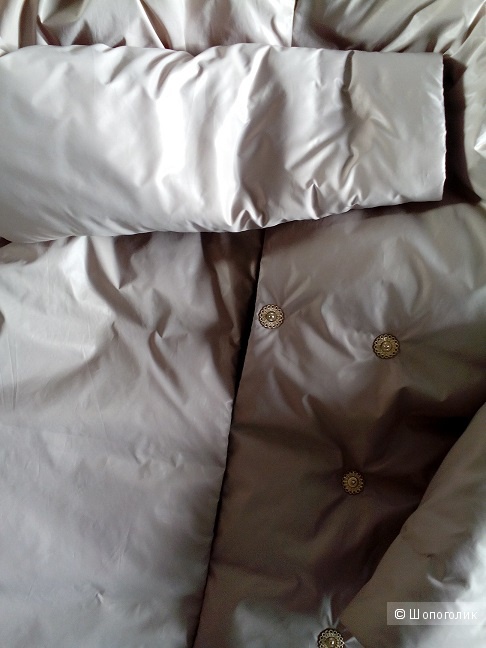 Пуховик NONAME 42,42-44,44 размер
