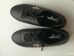 Летняя спортивная обувь размер 40