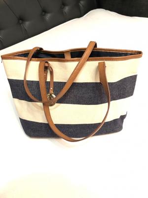 Сумка Tommy Hilfiger  размер М