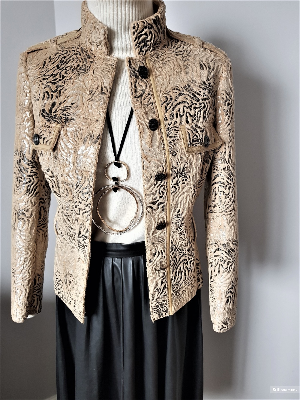 Курточка NN 44-46 rus.