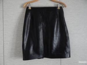 Юбка кожаная 42-44 р-р Neiman Marcus