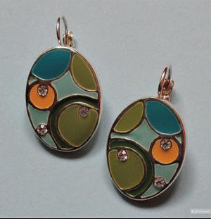 Серьги с эмалью и кристаллами