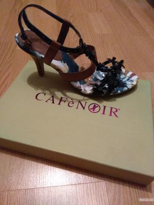 Босоножки. 39 размер. Cafenoir