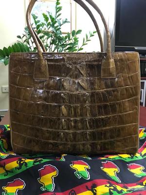Сумка из натуральной крокодиловой кожи