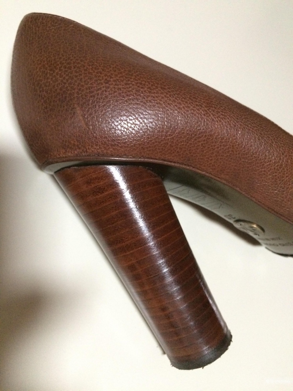 Туфли Dolce &Gabbana р.38 в подарок крем Eucerin