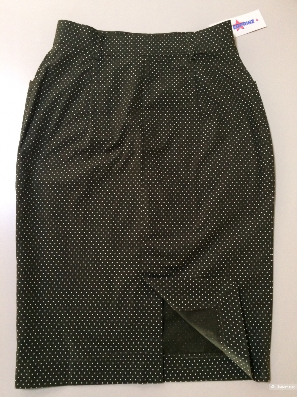 Сет из 3-х вещей:Юбка Les Copains +Футболка GF Ferre + бусы  размер 42-44