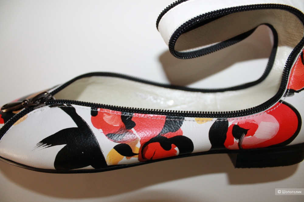 Кожаные туфли  LAURA VALOROSA, размер 40 на 38 - 39