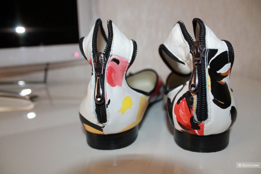 Кожаные туфли  LAURA VALOROSA, размер 40 на 38 - 39