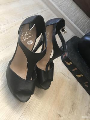 Босоножки Colin Stuard, 37