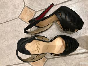 Туфли босоножки Кристиан лубутен 36 размер