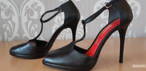 Босоножки р-р38