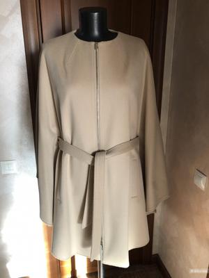 Пальто- кейп KOPROTWO 42it