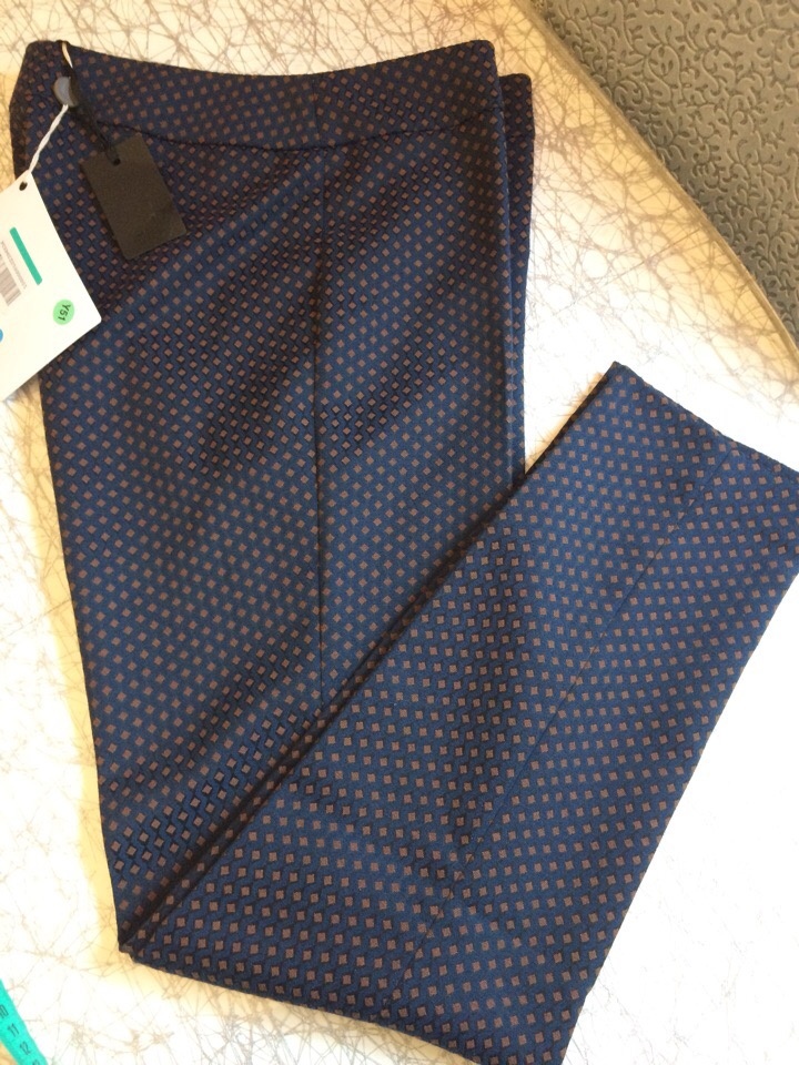 Зауженные брюки SEVENTY SERGIO TEGON 42-44.