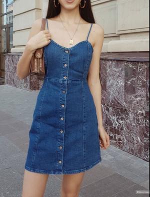 Платье из денима Pull&Bear, размер L