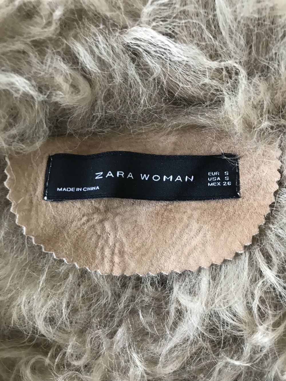 Натуральная дубленка Zara, размер S