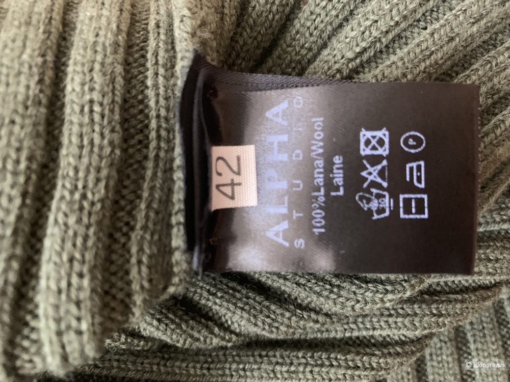 Платье alpha studio 44 р-р