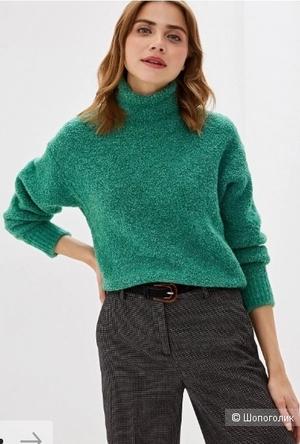 Розовый свитер United Colors of Benetton размер M ( на 44-46)