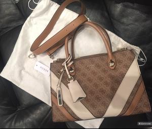 Сумка Guess