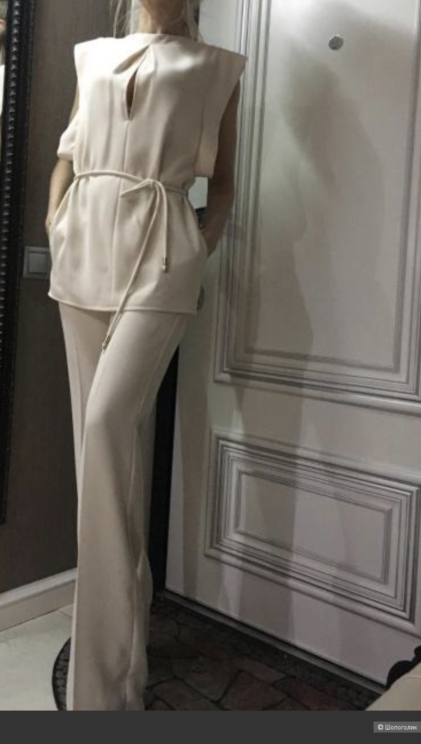 Костюм Elisabetta Franchi ( Celyn b) на 42-44