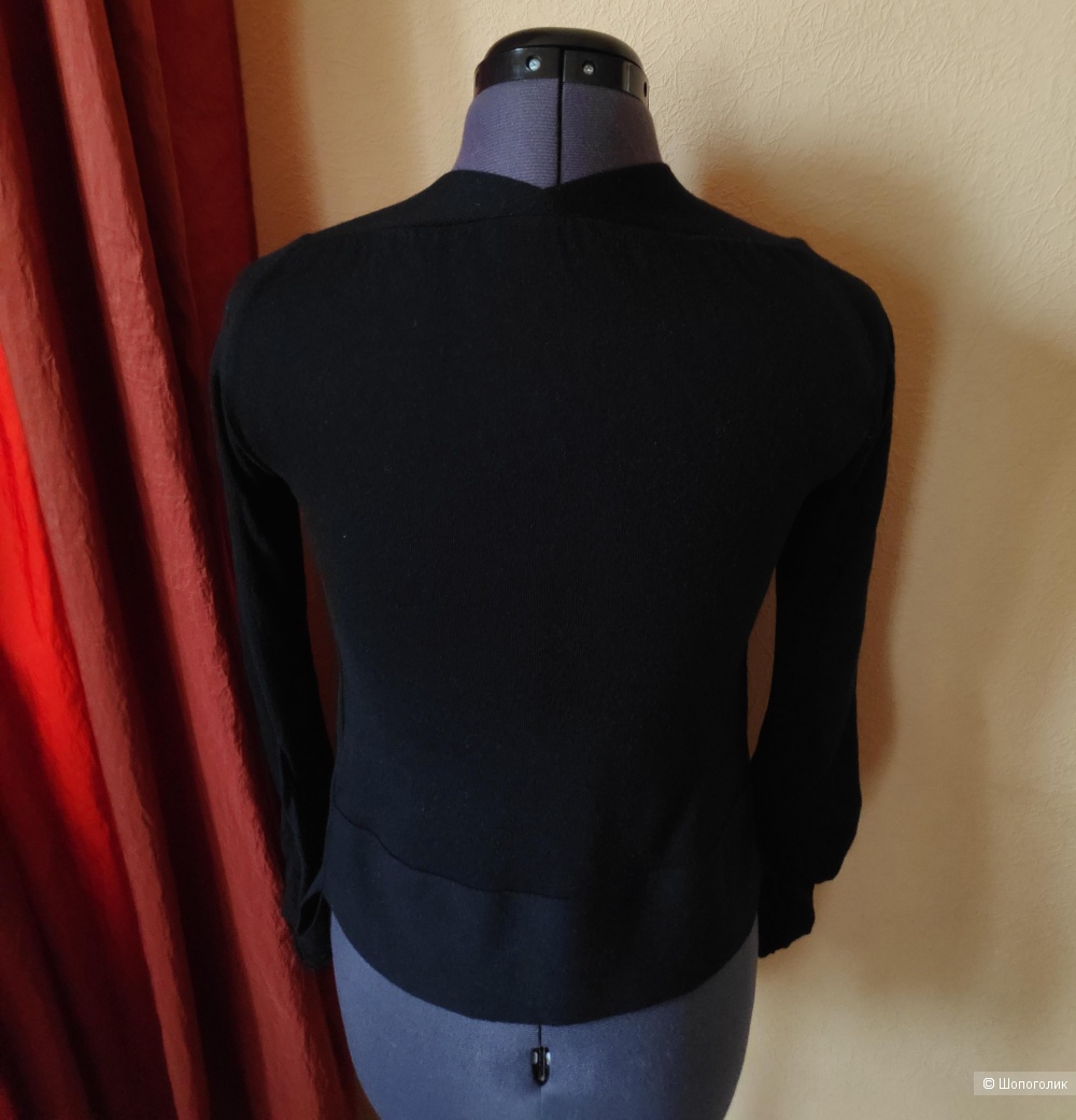 Кофточка She's SO. Маркировка 44IT/ 42-44-46 рус.