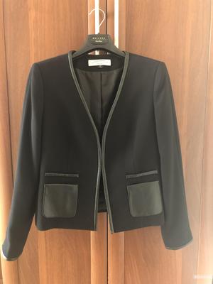 Жакет Tahari  44 размер.