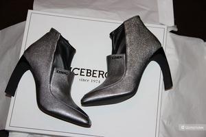 IceBerg (It), новые ботильоны, р.38.5