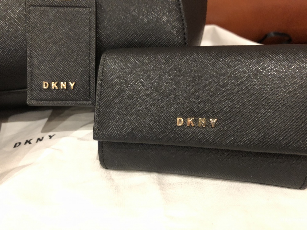 DKNY Кошелёк