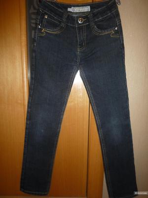 Джинсы Weigesi  140 см