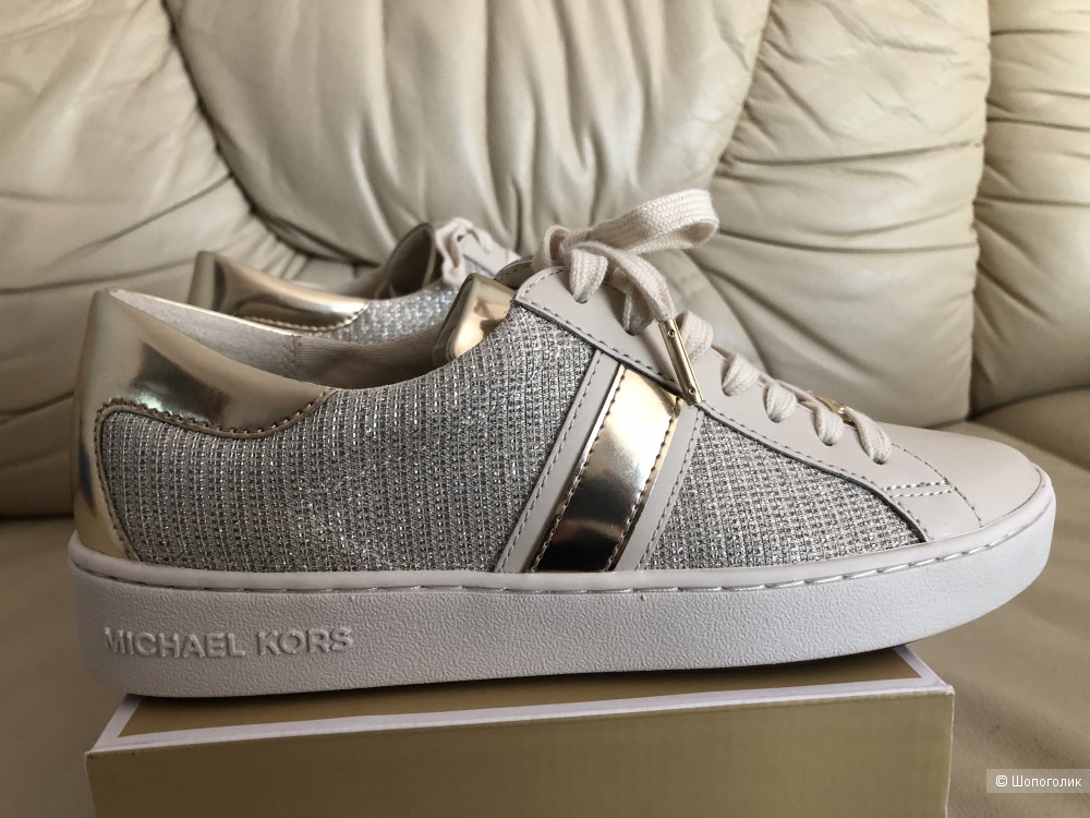 Кроссовки со вставками и эффектом металлик от Michael Kors