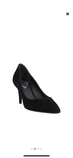 Туфли лодочки APERLAI р. 36 (маломерит)