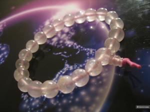 Чётки-браслет из розового кварца.