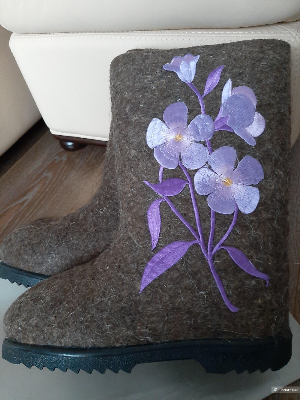 Валенки женские "Русь" с вышивкой, 260 (по стельке 25 см)