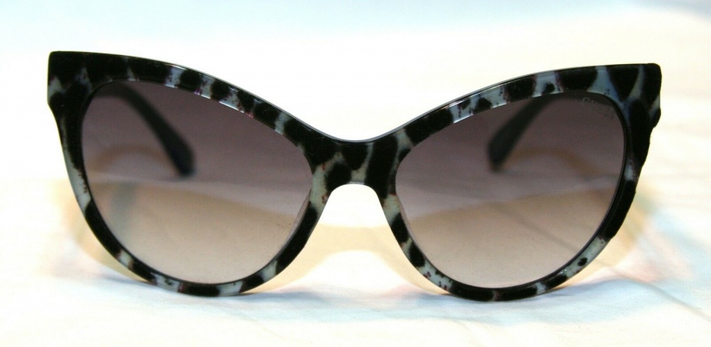 Oчки солнцезащитные Guess