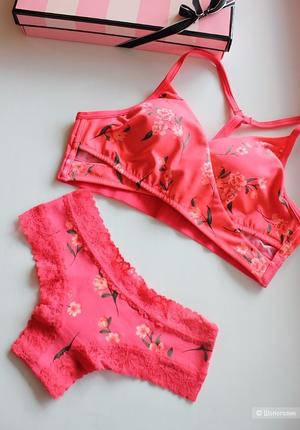 Комплект Victoria's Secret , бралетт S, трусики XS