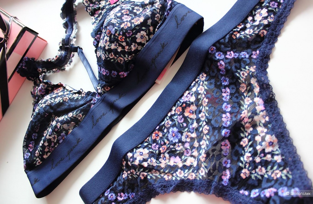 Комплект Victoria's Secret бралетт и трусики, М