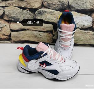 Кроссовки, размер 36