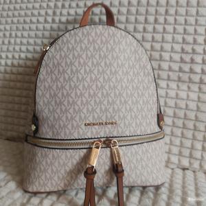 Новый рюкзак Michael Kors vanilla