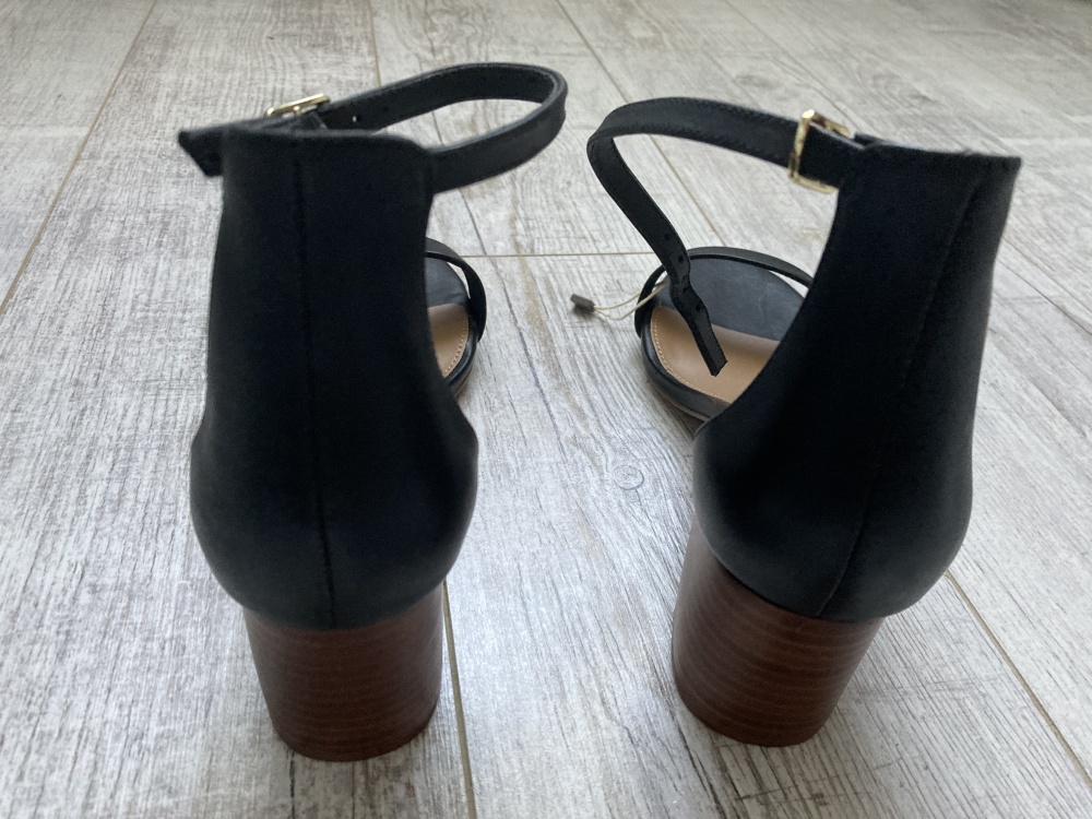 Сандалии Steve Madden, 38,5 EU