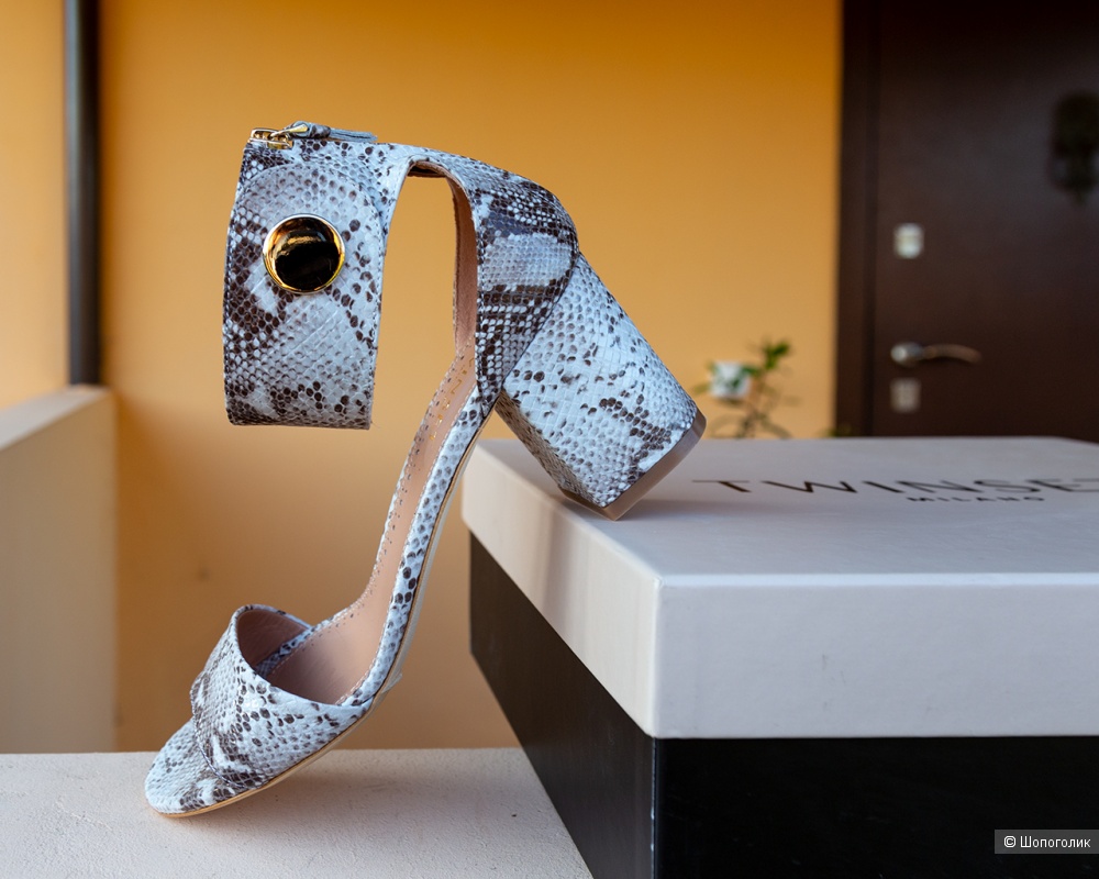 Сандалии  (босоножки) TWINSET размер 40