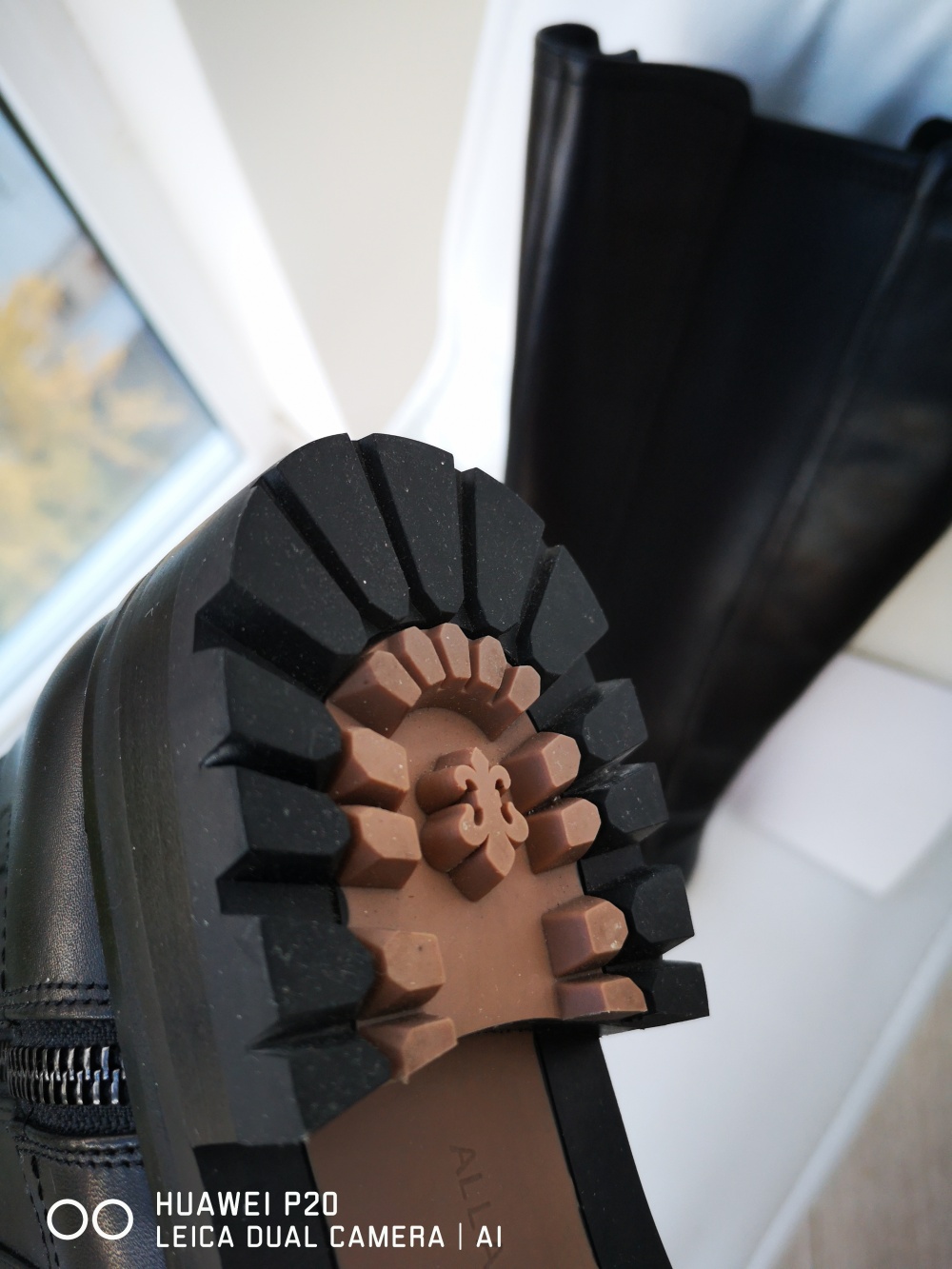 Сапоги 37 рр  Алла Пугачева