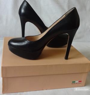 Туфли Rita Eliseo, размер 37.