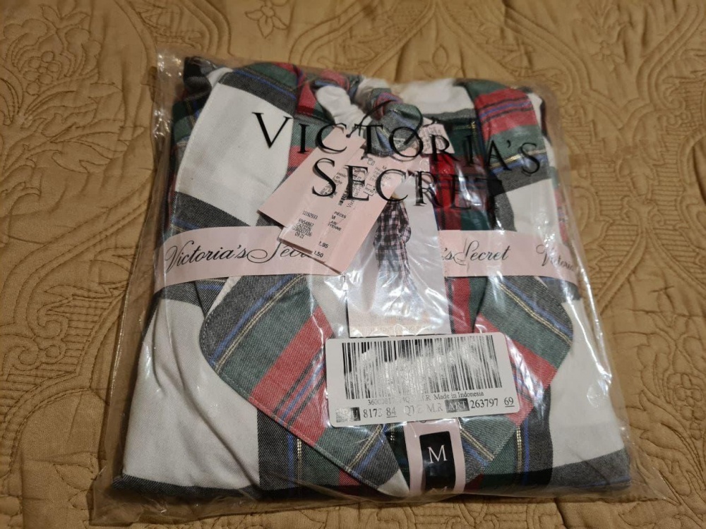 Пижама Victoria's Secret M (46)
