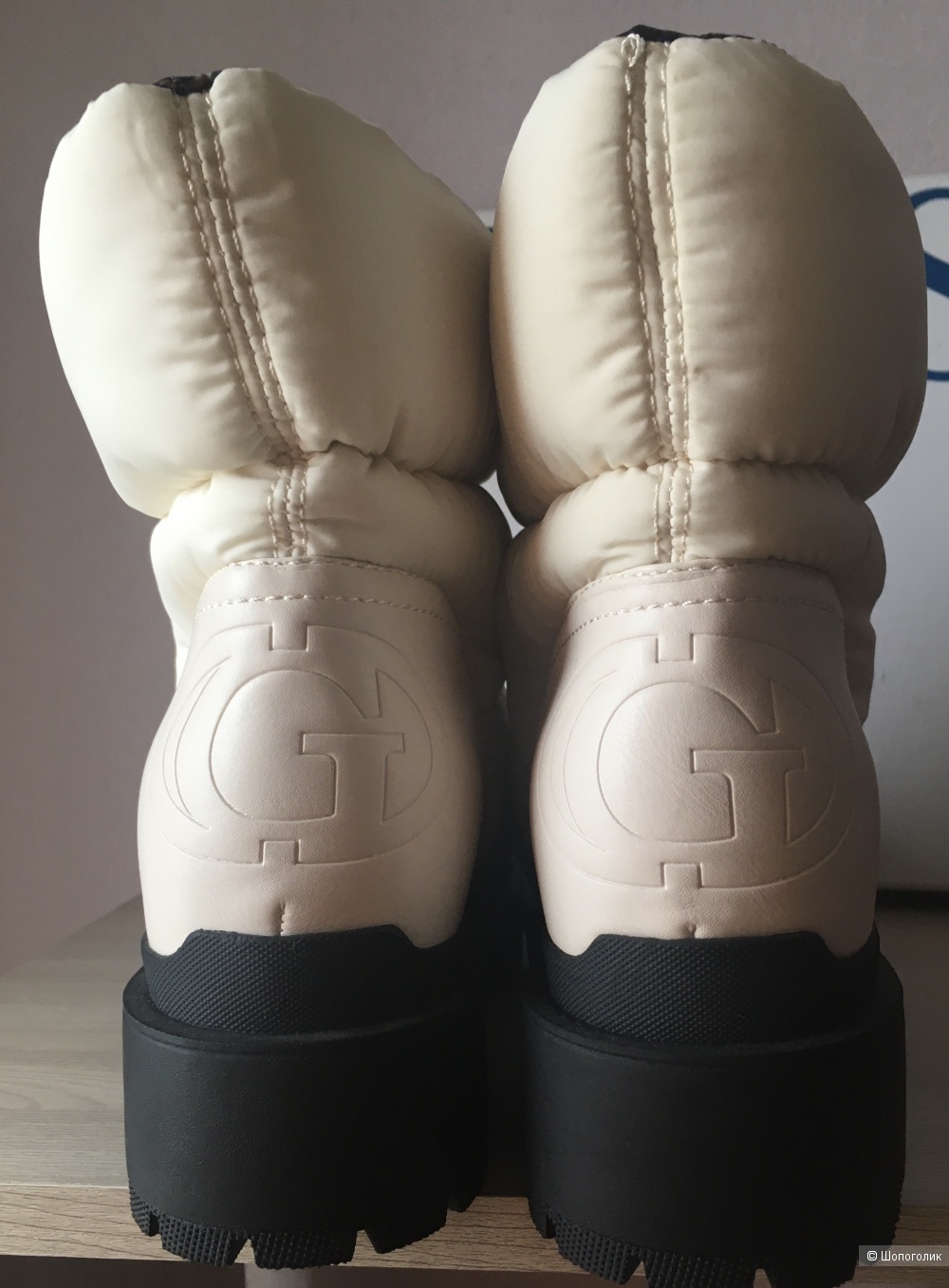 Ботинки Guess размер 39